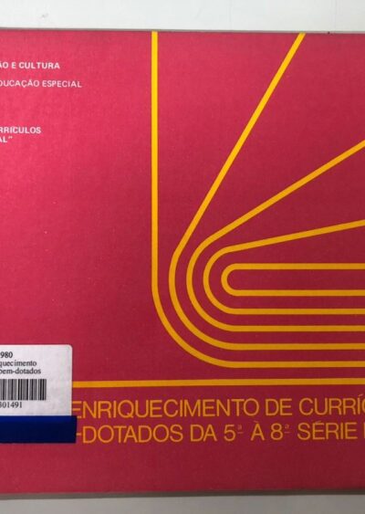 Programa de enriquecimento de currículo para alunos bem-dotados da 5. a 8. série do 1. grau: Artes Cênicas