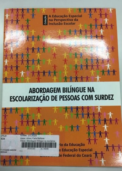 Abordagem bilíngue na escolarização de pessoas com surdez