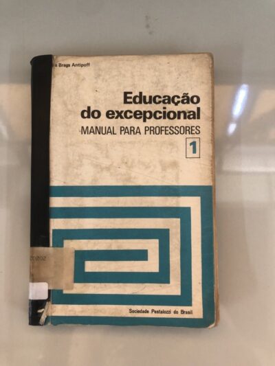 Educação do excepcional: manual para professores