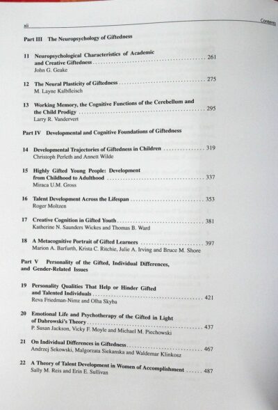 International handbook on giftedness: vol. 2 - Imagem 5