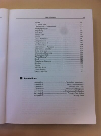 A work in progress: behavior management strategies and a curriculum for intensive behavioral treatment of autism - Imagem 7
