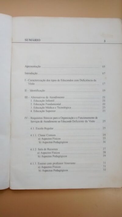 Subsídios para a organização e funcionamento de serviços de educação especial: área de deficiência visual - Imagem 3