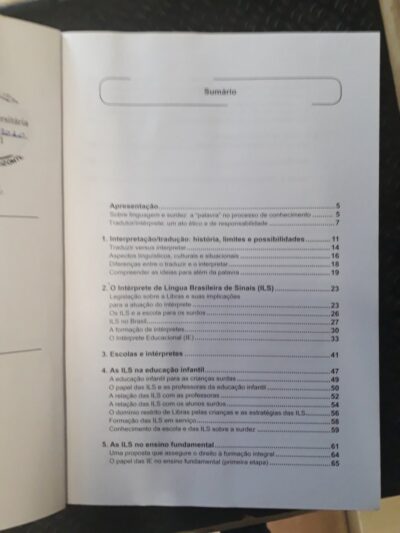 Intérprete de libras:  em atuação na educação infantil e no ensino fundamental - Imagem 3