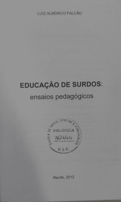 Educação de surdos: ensaios pedagógicos